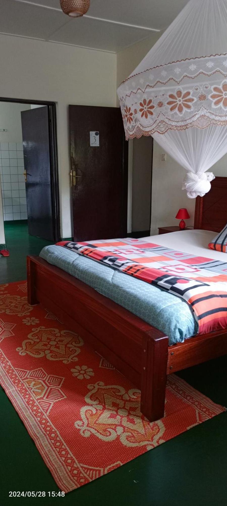 Colibri Taverne & Guest House Gisenyi Exterior foto